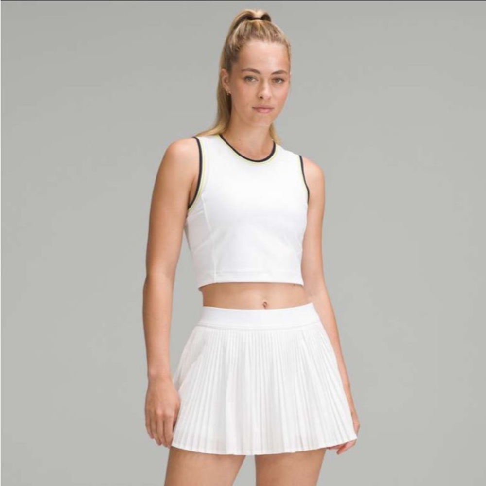 2024 Lululemon Varsity Scoop-Neck Cropped Tennis Tank Top
White / Yellow / Navy - Picture 3 of 8